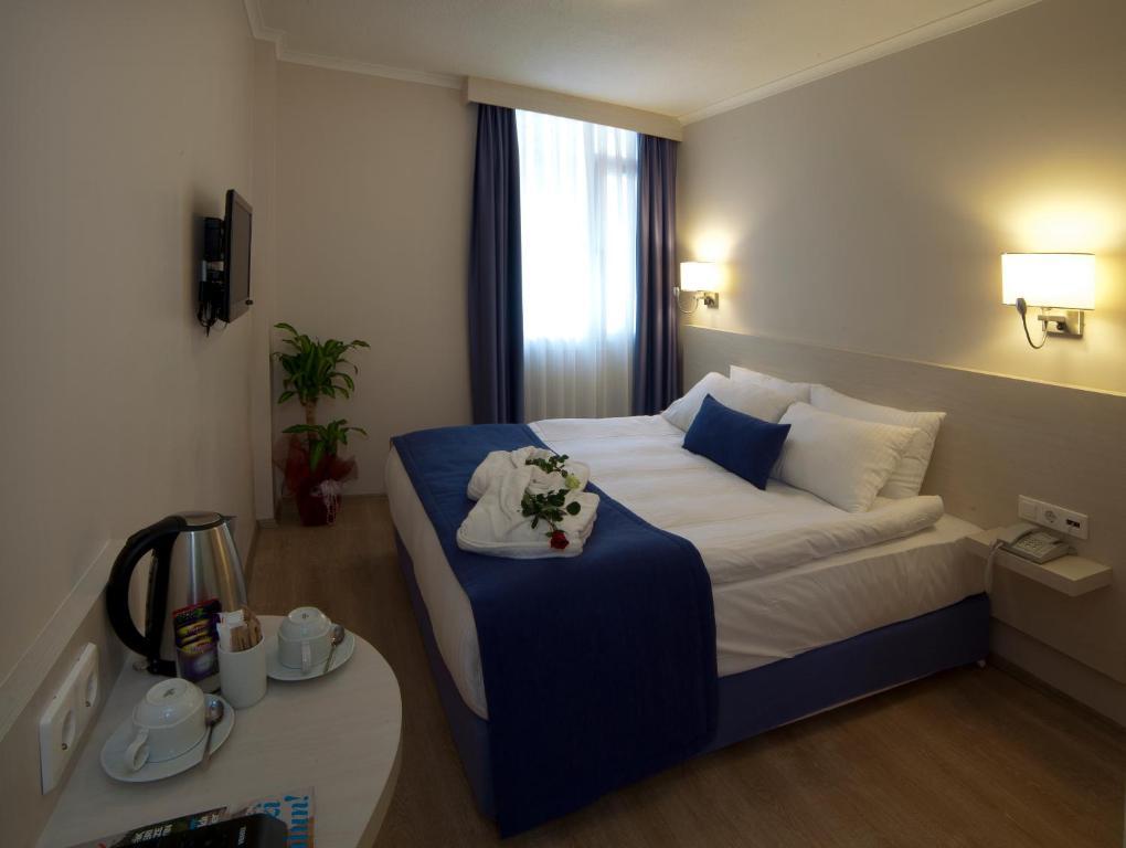 Walk In Hotel Esmirna Quarto foto