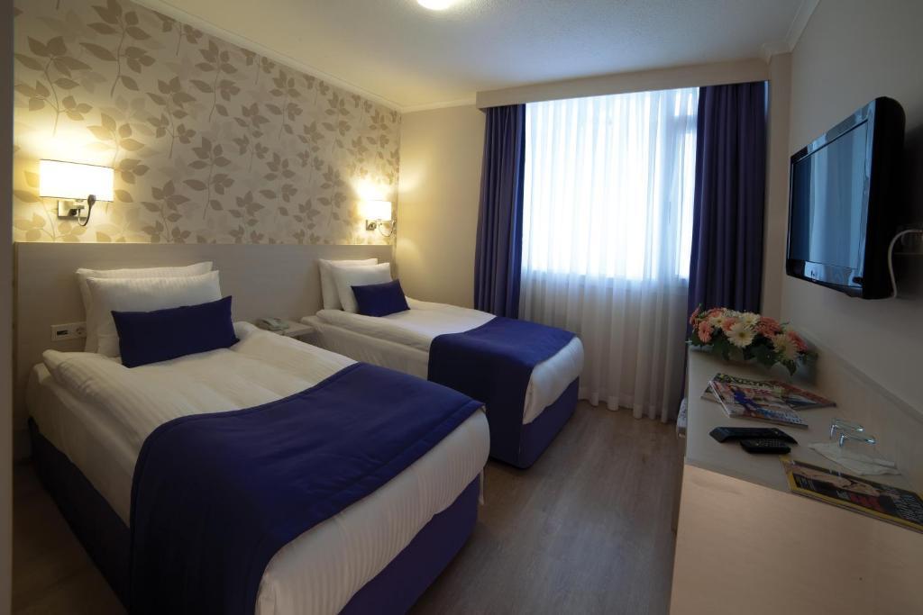 Walk In Hotel Esmirna Quarto foto